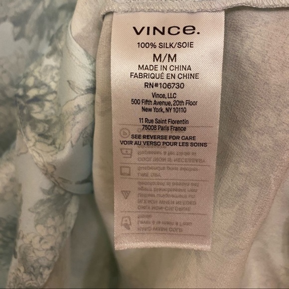 VINCE Dahlia Floral Print Spread Collar Long Sleeve Silk Blouse in Mint Size M - Picture 11 of 12